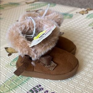 Cozy Brown Kids Boots with Faux Fur
